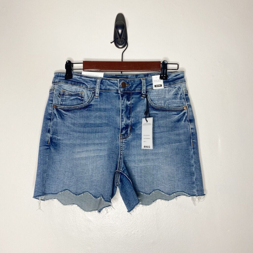 Judy Blue Mid Rise Paisley Bandanna Printed Denim Shorts Women’s Size Large